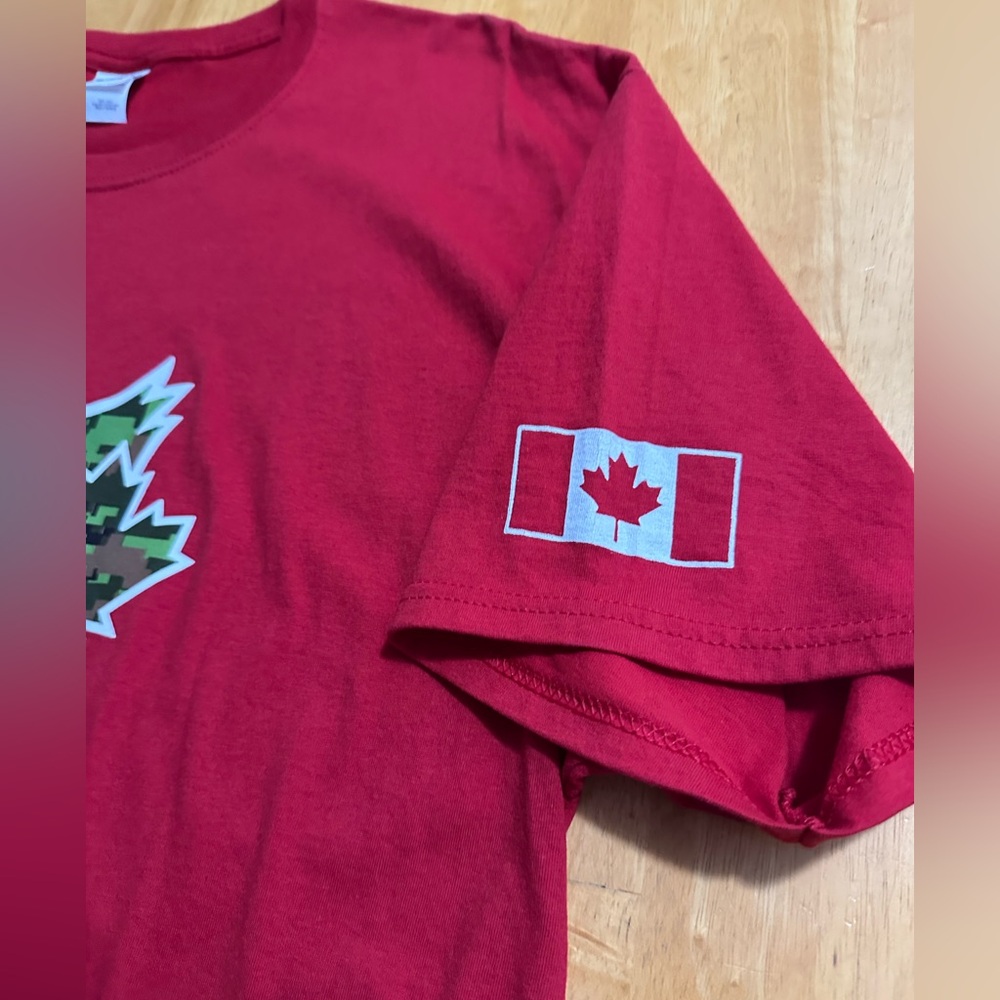 Vintage Jerzees Blue Jays tee with camo bird. Size XL. ❣️ - Picture 6 of 7